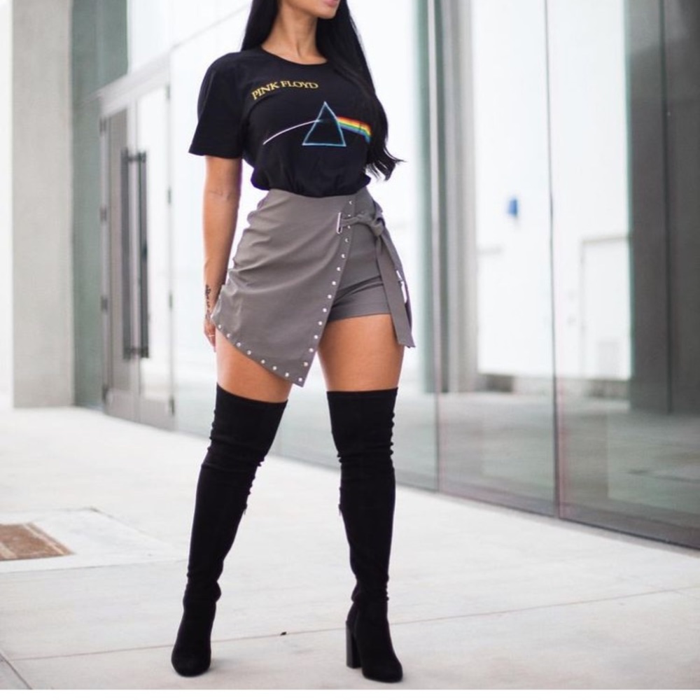 SOLD OUT FASHION NOVA THIGH HIGH BLACK BOOTS✨🎉